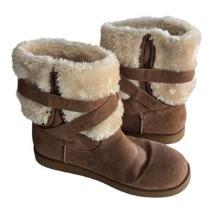 G by Guess Women Fur Boots Women  9 Brown White Ankle Winter Snow Gold Logo